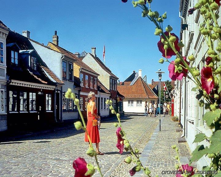 Hotel Naesbylund Kro Odense Amenidades foto